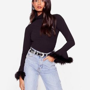 Feather Black Top